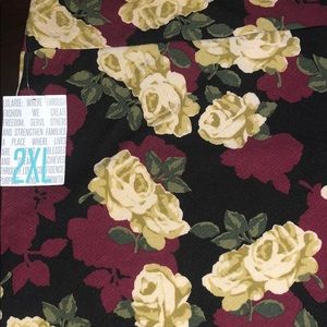 NWT LulaRoe Floral Cassie Pencil Skirt
